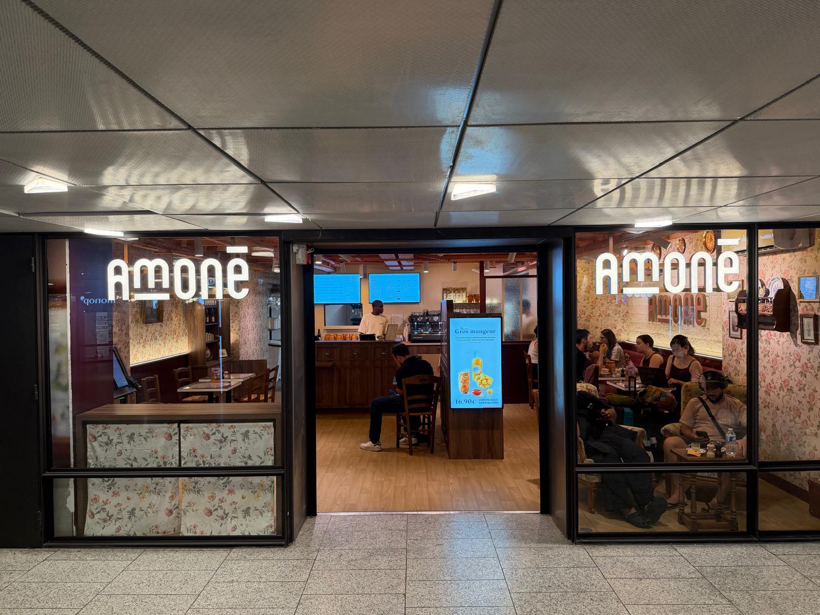 Boutique Amoné en gare Montparnasse